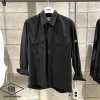 MARKM's genuine product from the Korean counter is available for purchase. It features a solid color versatile shirt with a lapel, drawstrings on both sides, and a chest pocket Application Scenario